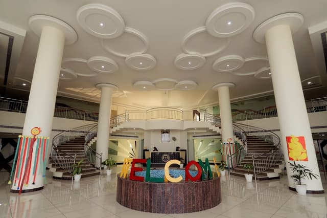 Florence International School Gallery