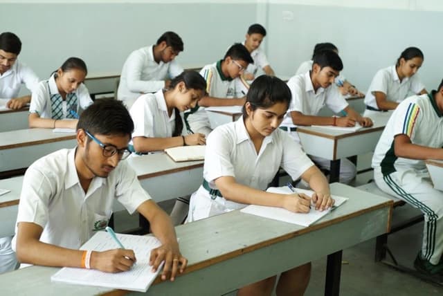 Delhi World Public School Gallery