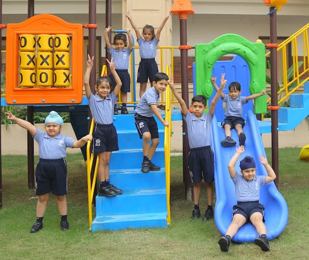 BLS World School Gallery