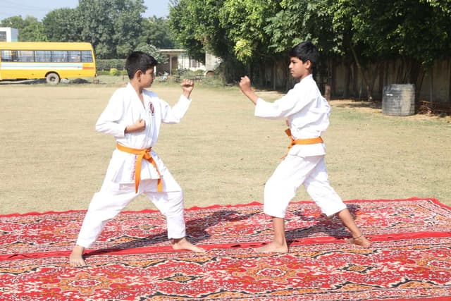 HL International School Gallery