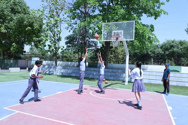 Holy Public School Gallery