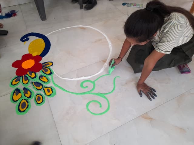 Mount Vinson School Gallery