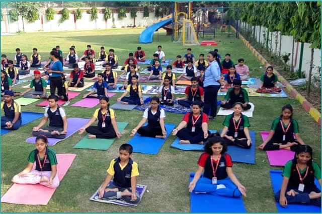 Queen Global International School Gallery