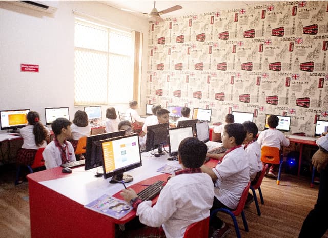 Queen Global International School Gallery