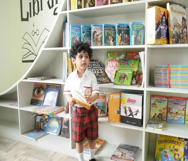 Iris Crown School Gallery