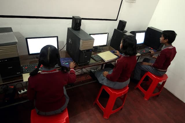 Thomas Academy Gallery