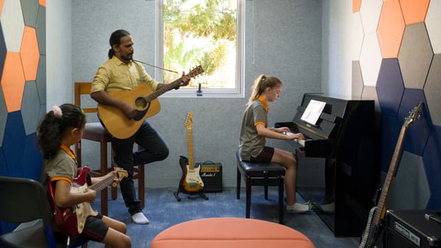 Stonehill International School Gallery