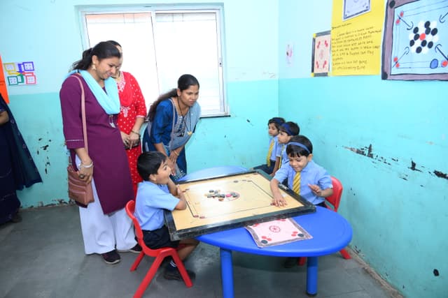 Dnyanvardhini English Medium School Gallery