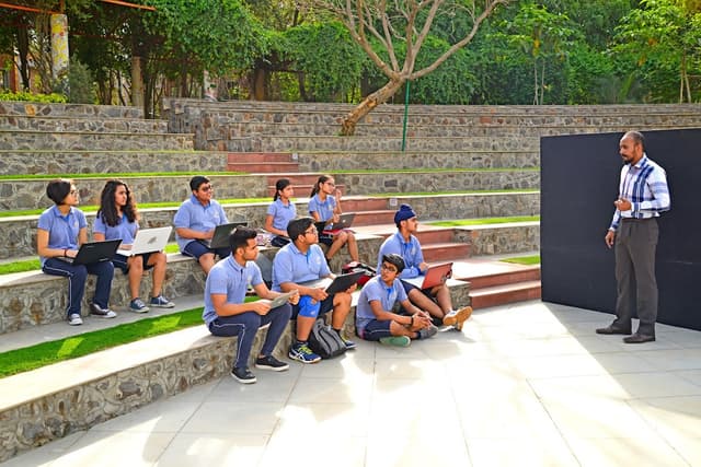 Pathways World School Gallery