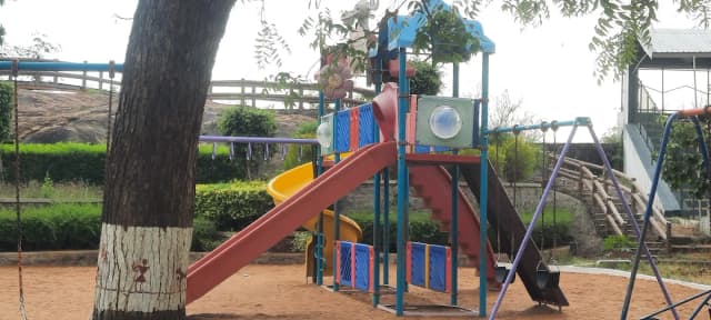 Velalar Vidyalayaa Senior Secondary School Gallery