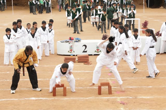 The Laidlaw Memorial School And Junior College Gallery