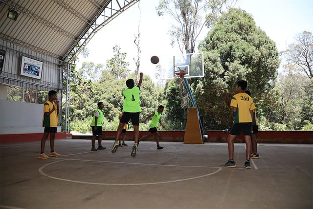 The Laidlaw Memorial School And Junior College Gallery