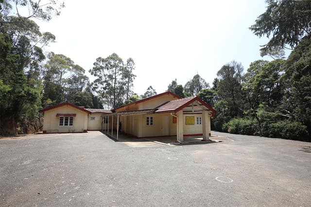 The Laidlaw Memorial School And Junior College Gallery