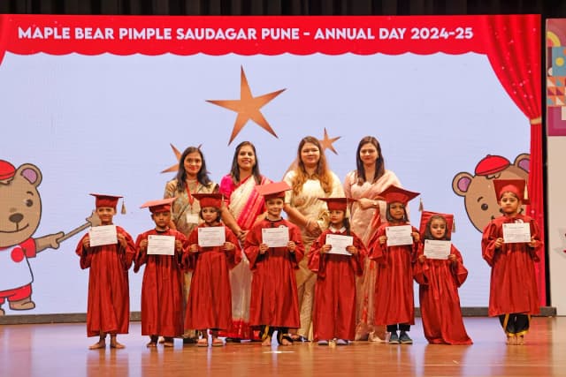 Maple Bear Canadian Gallery