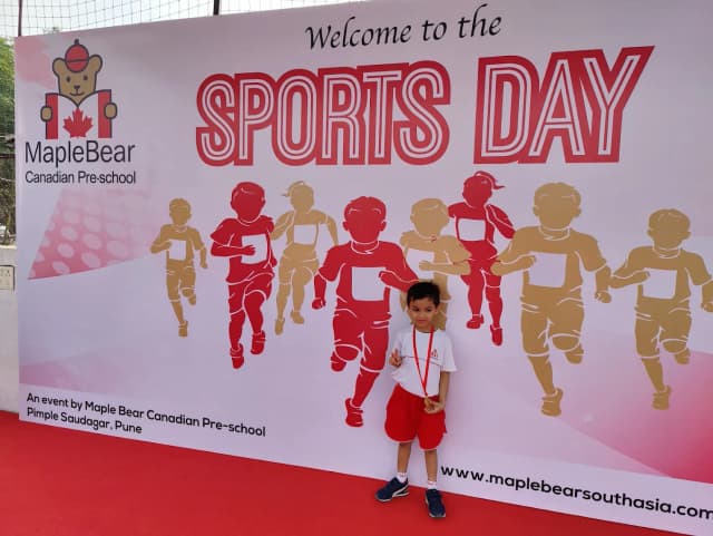 Maple Bear Canadian Gallery