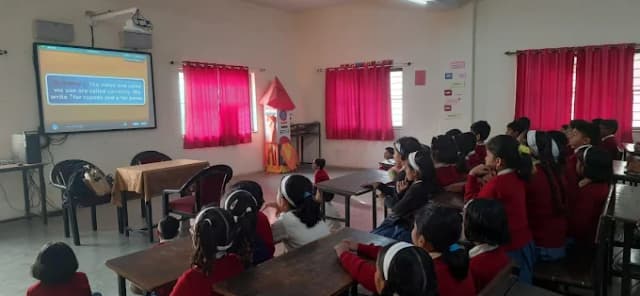 Sundarbai Marathe CBSE School Gallery