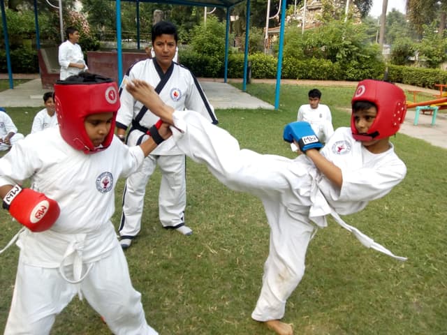 Salt Lake Point School Gallery