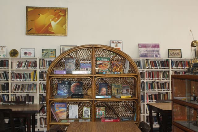 Loreto Day School Bow Bazar Gallery