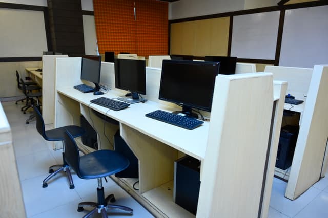 PRESIDIUM School Gallery