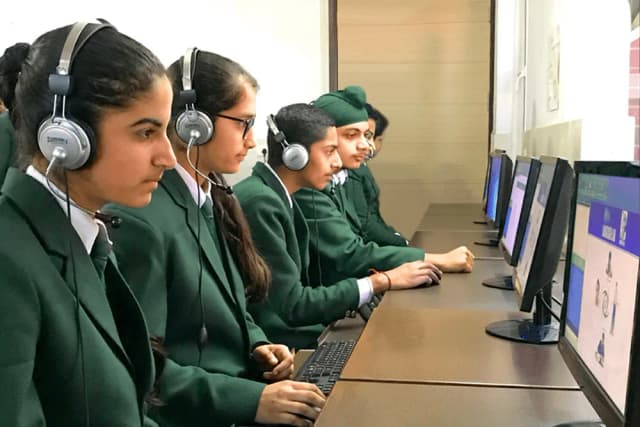 Delhi World Public School Gallery