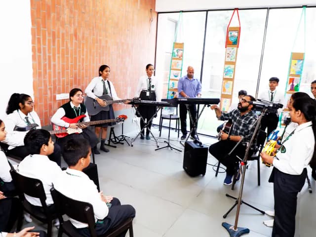 Homerton Grammar School Gallery