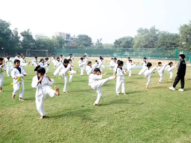 Homerton Grammar School Gallery