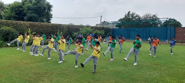 Kanossa Convent School Gallery