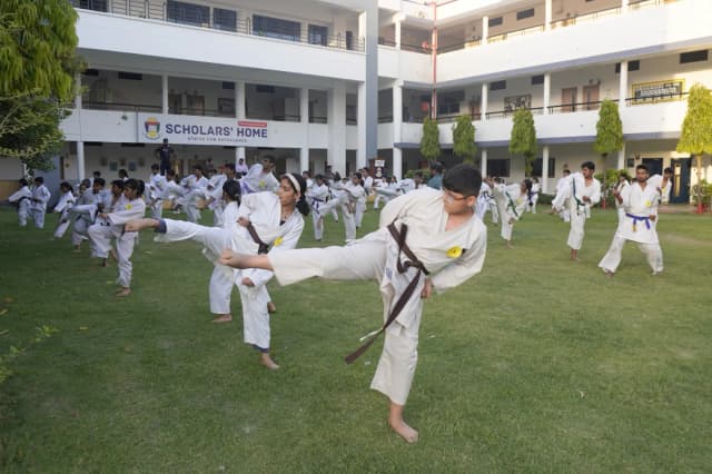 Scholars' Home School Gallery