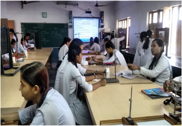 Rani Laxmi Bai Memorial Senior Secondary School Gallery