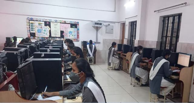 Rani Laxmi Bai Memorial School Gallery