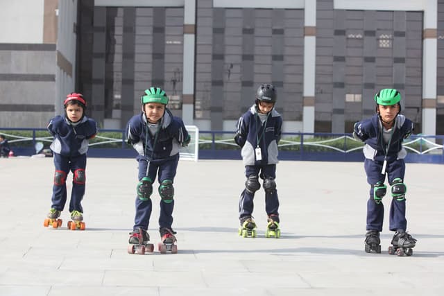 Darbari Lal Foundation World School Gallery