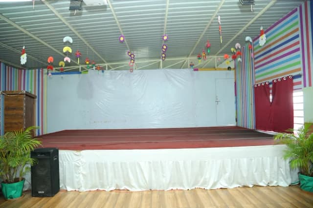 Solitaire Global School Gallery