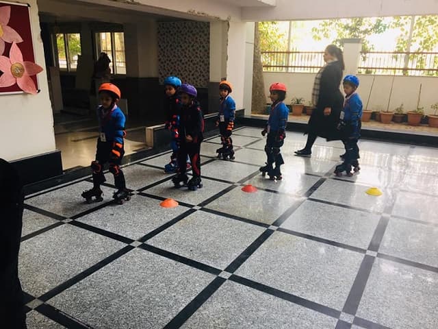 Daisy Dales International Gallery