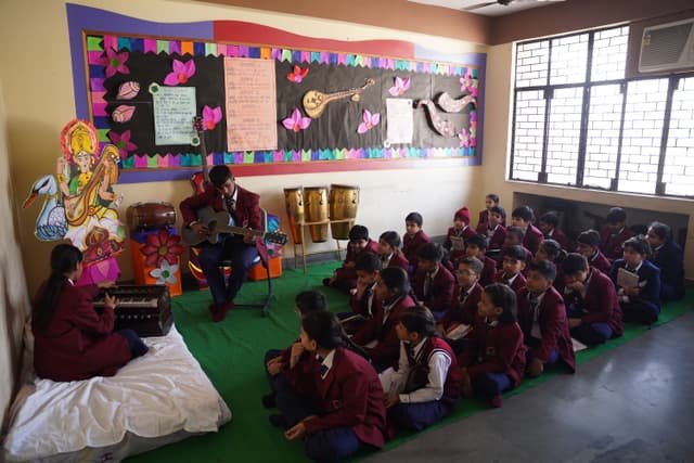 Abhinav Public School Gallery