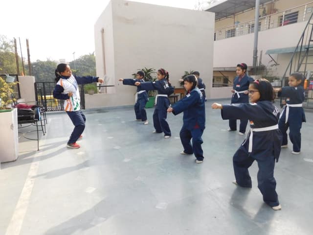 DAV Public School Gallery