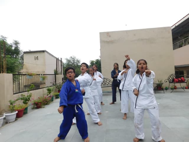 DAV Public School Gallery