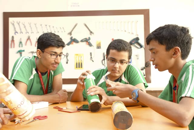 DLF Public School Gallery