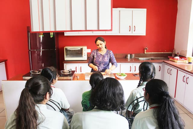 DLF Public School Gallery