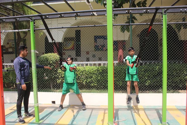 DLF Public School Gallery