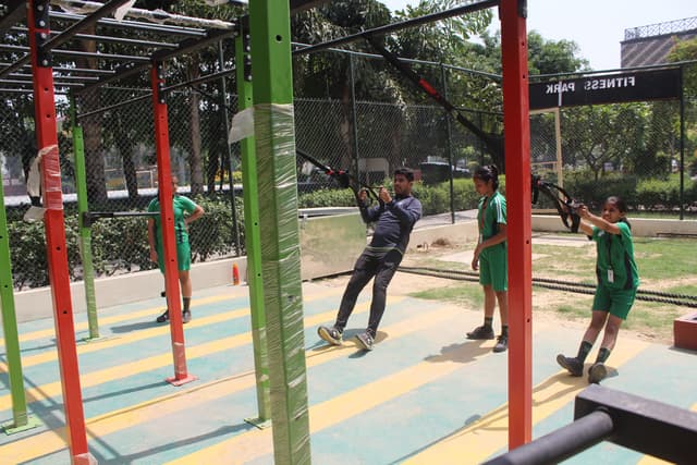 DLF Public School Gallery