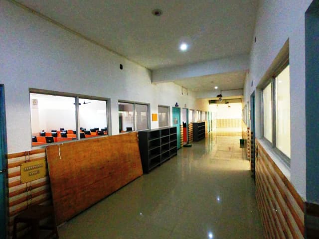 Raj English School Gallery