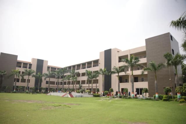 Yadu Public School Gallery