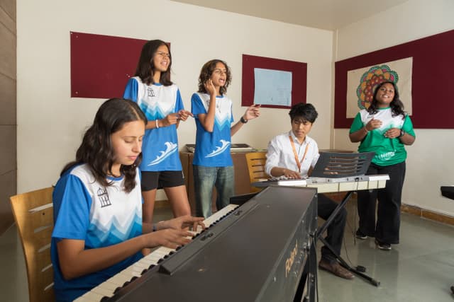 Vishwashanti Gurukul  World School Gallery