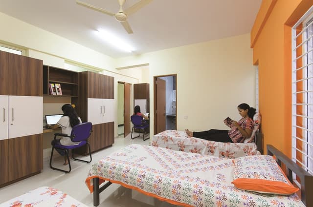 Cambridge Pre-University College Gallery