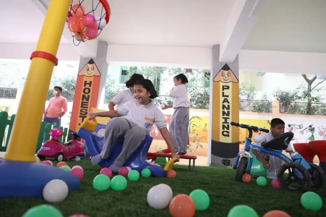 Shradhey Public School Gallery