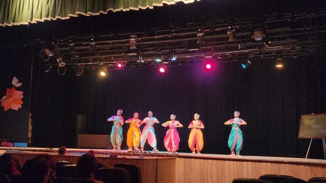 St. Helena's School Gallery