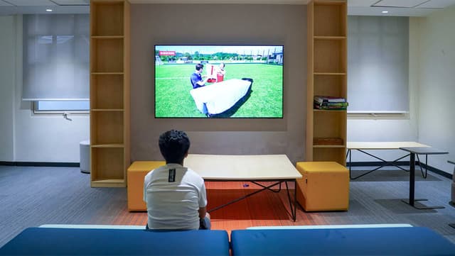 Pathways World School Gallery