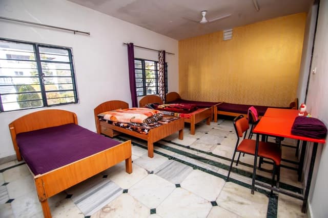 Shigally Hill International Academy Gallery