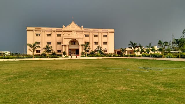 Swaminarayan Gurukul International School Gallery 0