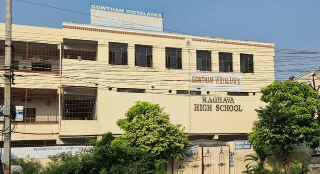 Gowtham Model School Gallery 0